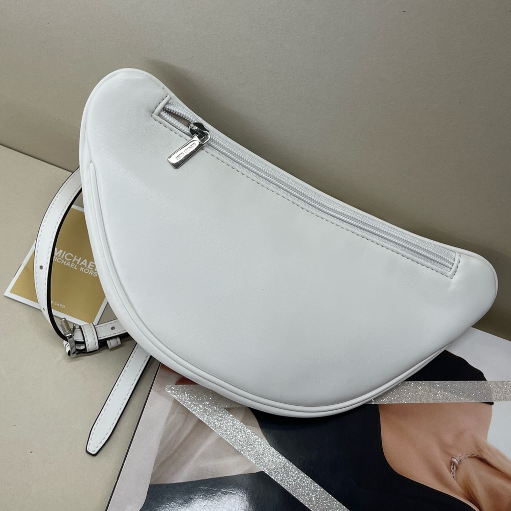 (new+tag) Michael Kors large belt bag women quilted leather optic white - Picture 9 of 11